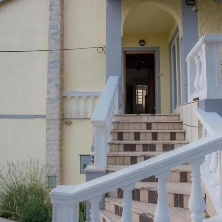 In With Sea View, Terrace, Air Conditioning, Wifi 4628-3 Цриквеница